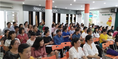 Tập huấn chuyên đề “Dạy học Tập làm văn thông qua hoạt động trải nghiệm”
